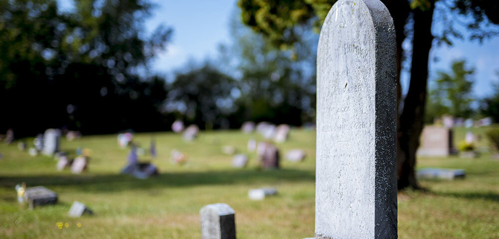 Come organizzare un funerale